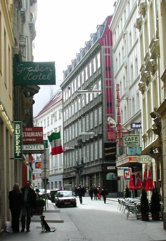 Doroteergasse Street